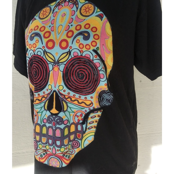 CLEARANCE PRICE LIFE CLOTHING COLORFUL SKULL FACE GRAPHIC TSHIRT | M - Picture 5 of 6